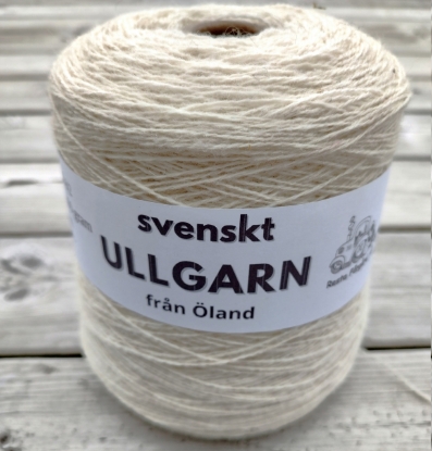 Kon med 500 gr naturvitt ullgarn